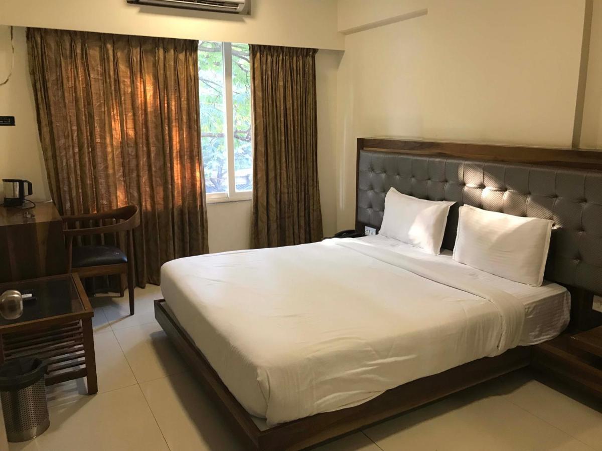 Hotel Powai Comfort Mumbai Exterior foto